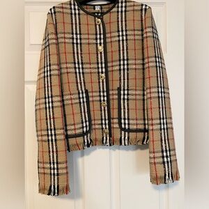 Burberry NWT Boucle leather trim size 8